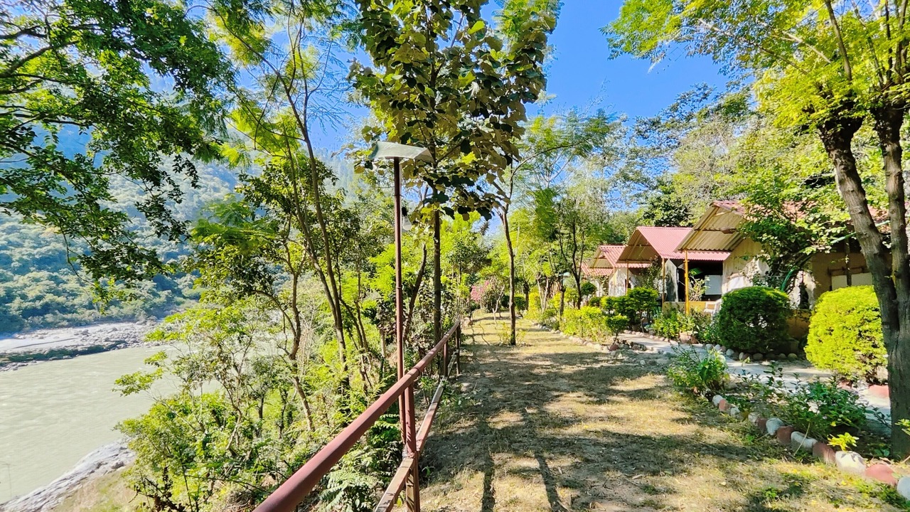 Photo of Outdoor in Sirala