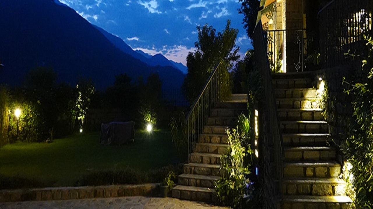 Photo of Outdoor in Jia
