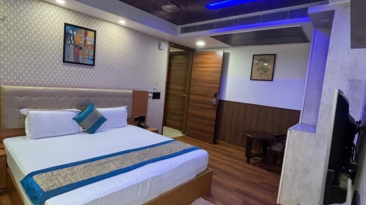 Photo of Bedroom in Janakpuri