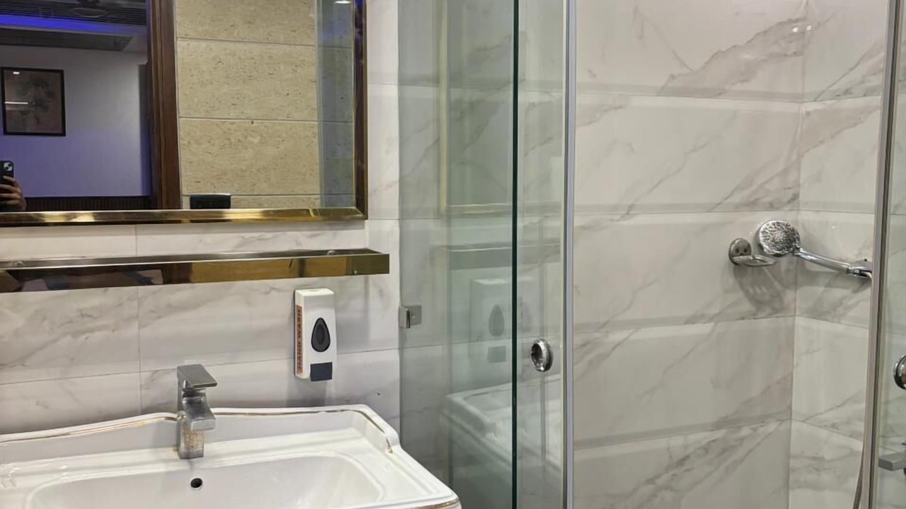 Photo of Bathroom in Janakpuri