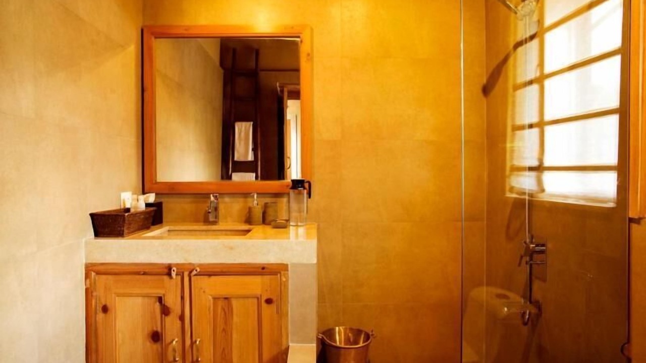 Photo of Bathroom in Binsar