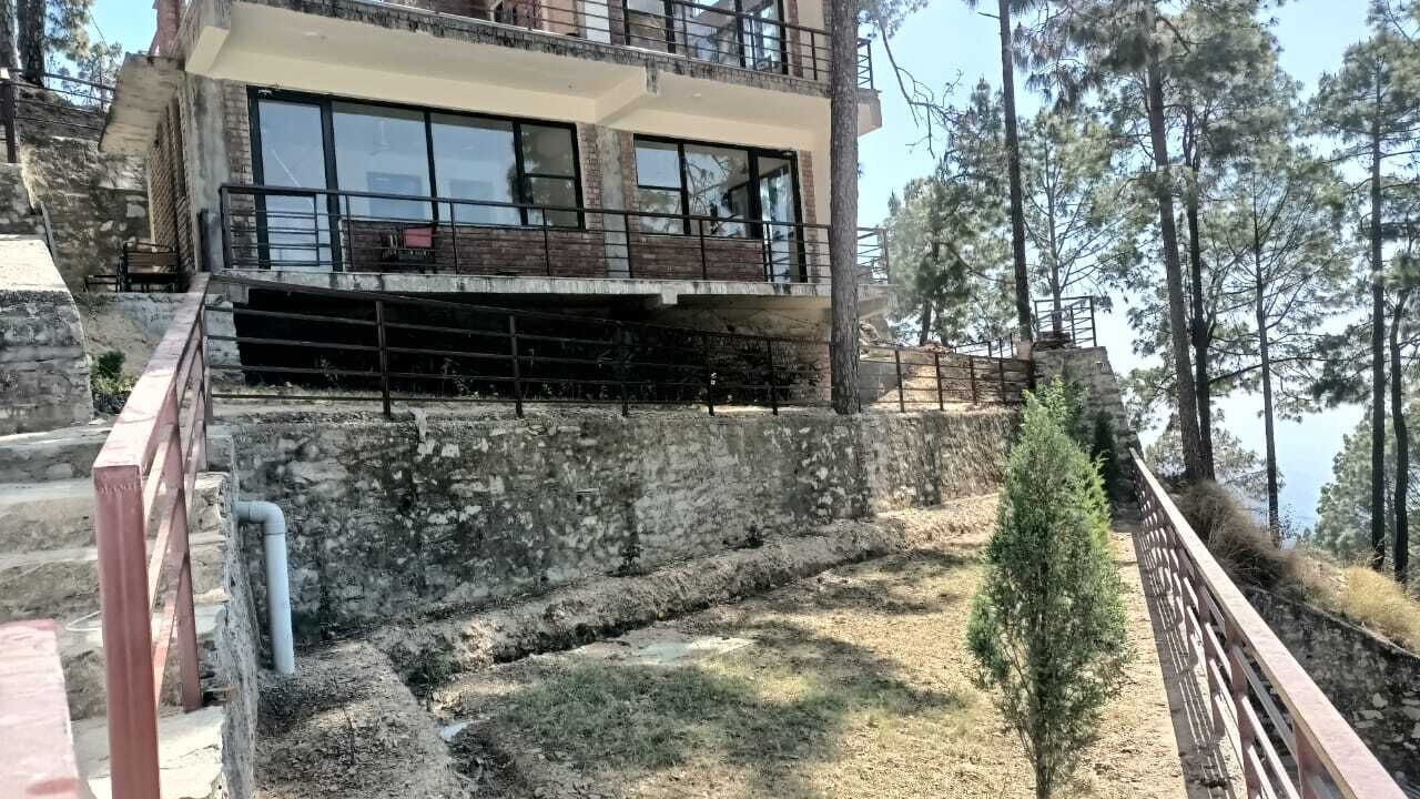 Photo of Outdoor in Lansdowne