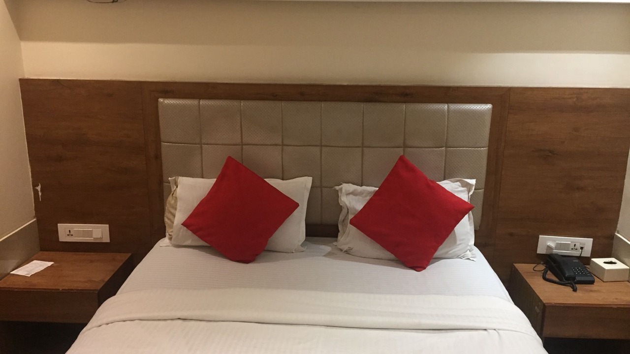 Photo of Bedroom in J B Nagar