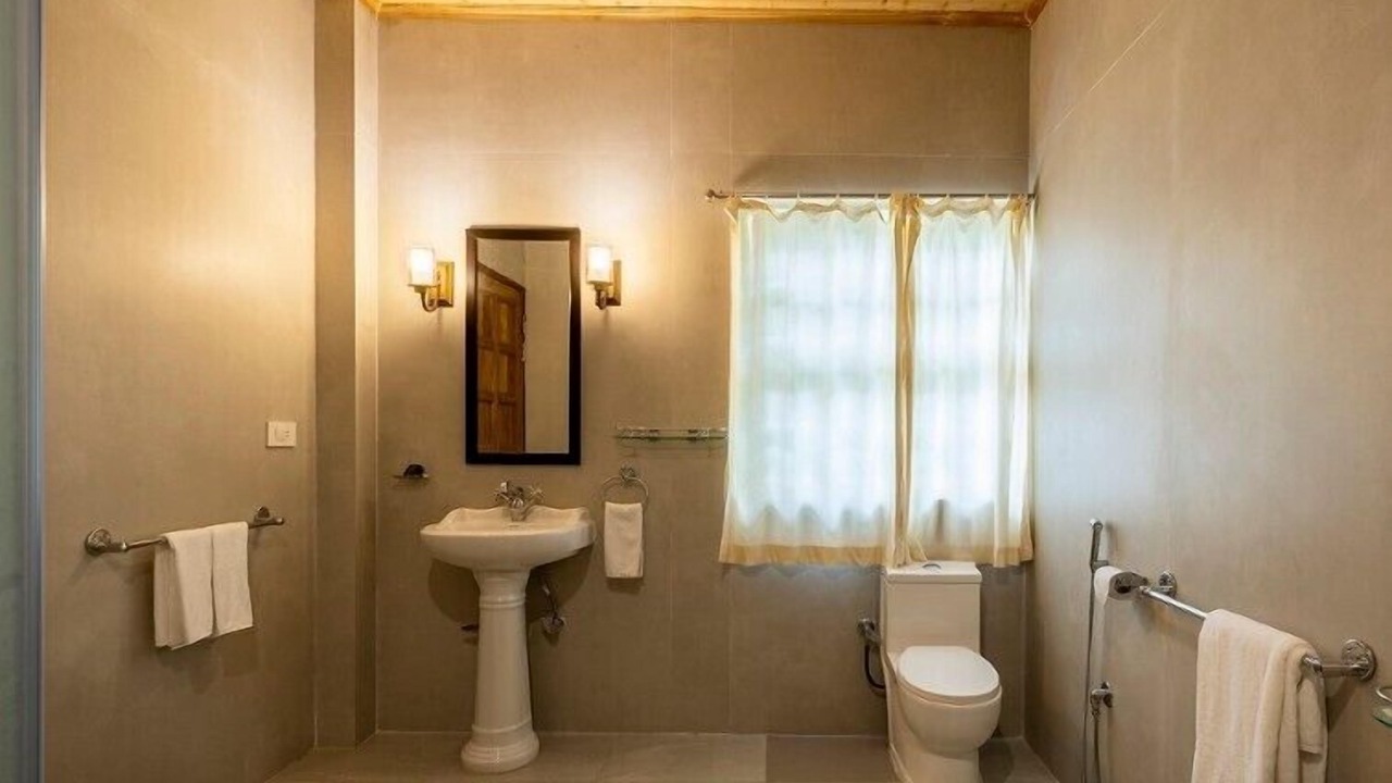 Photo of Bathroom in Kurseong