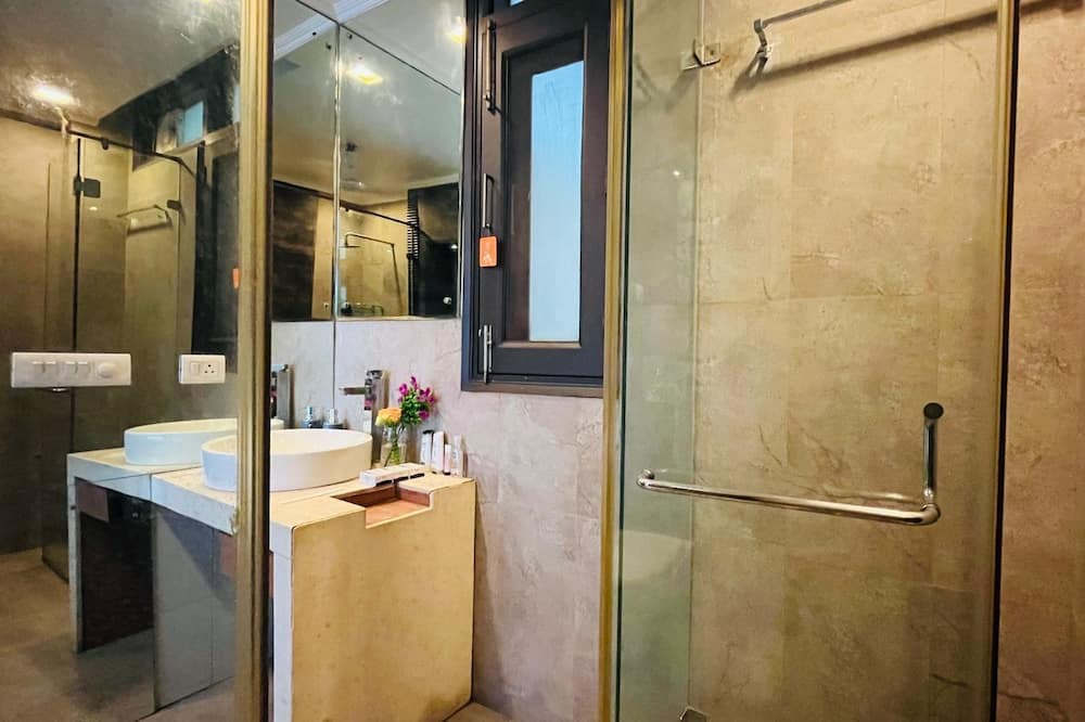 Photo of Bathroom in Kailash Colony
