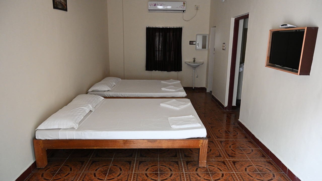 Photo of Bedroom in Pondicherry Beach