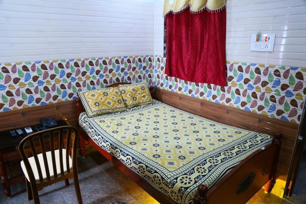 Photo of Bedroom in Arakkonam