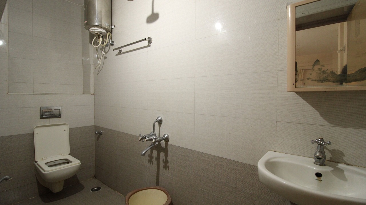 Photo of Bathroom in Gopalapuram
