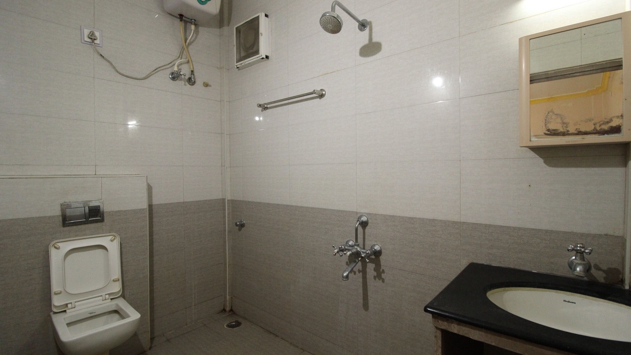 Photo of Bathroom in Gopalapuram