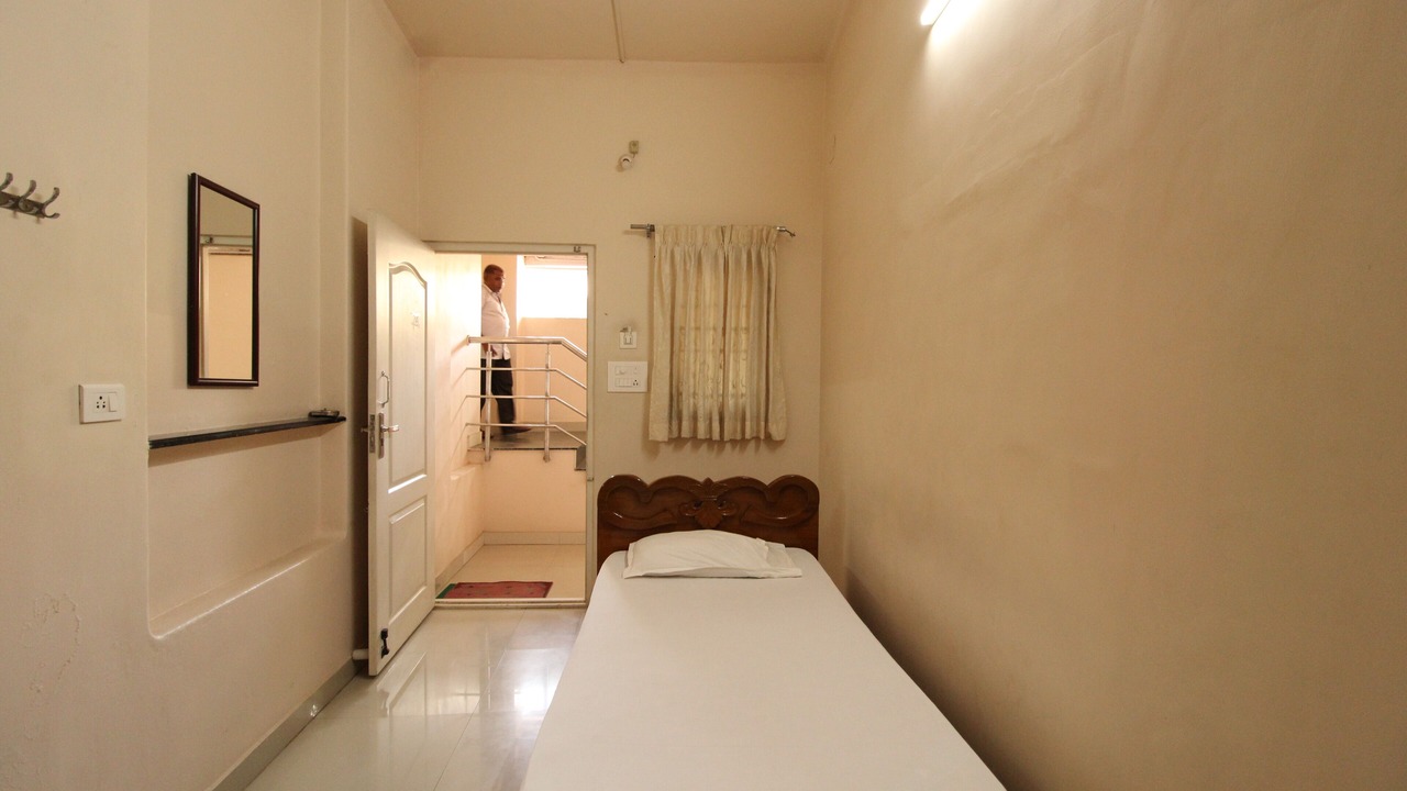 Photo of Bedroom in Gopalapuram