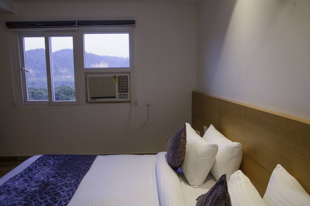 Photo of Bedroom in Dhikuli