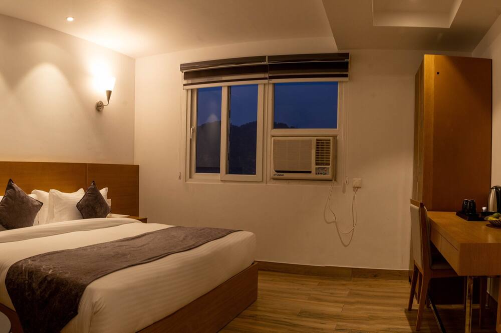 Photo of Bedroom in Dhikuli