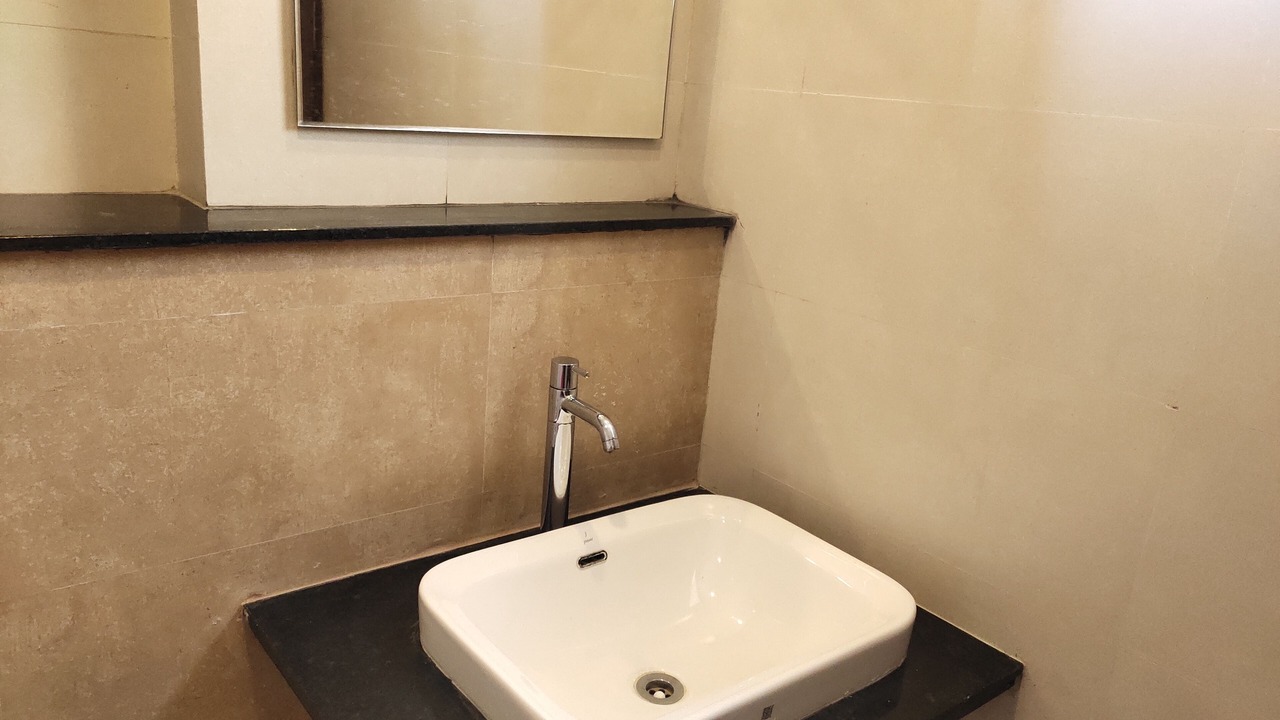 Photo of Bathroom in Tiruchirappalli