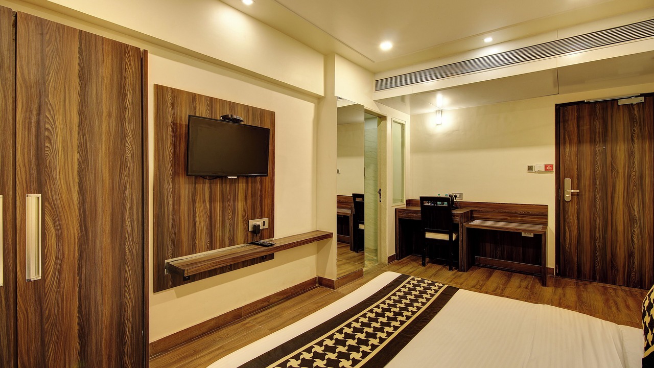 Photo of Bedroom in Juhu