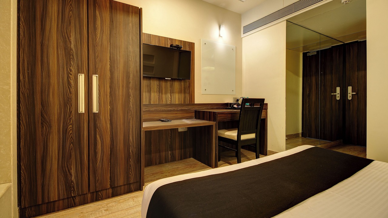 Photo of Bedroom in Juhu