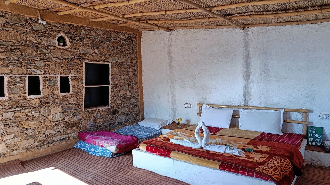 Photo of Bedroom in Pangot