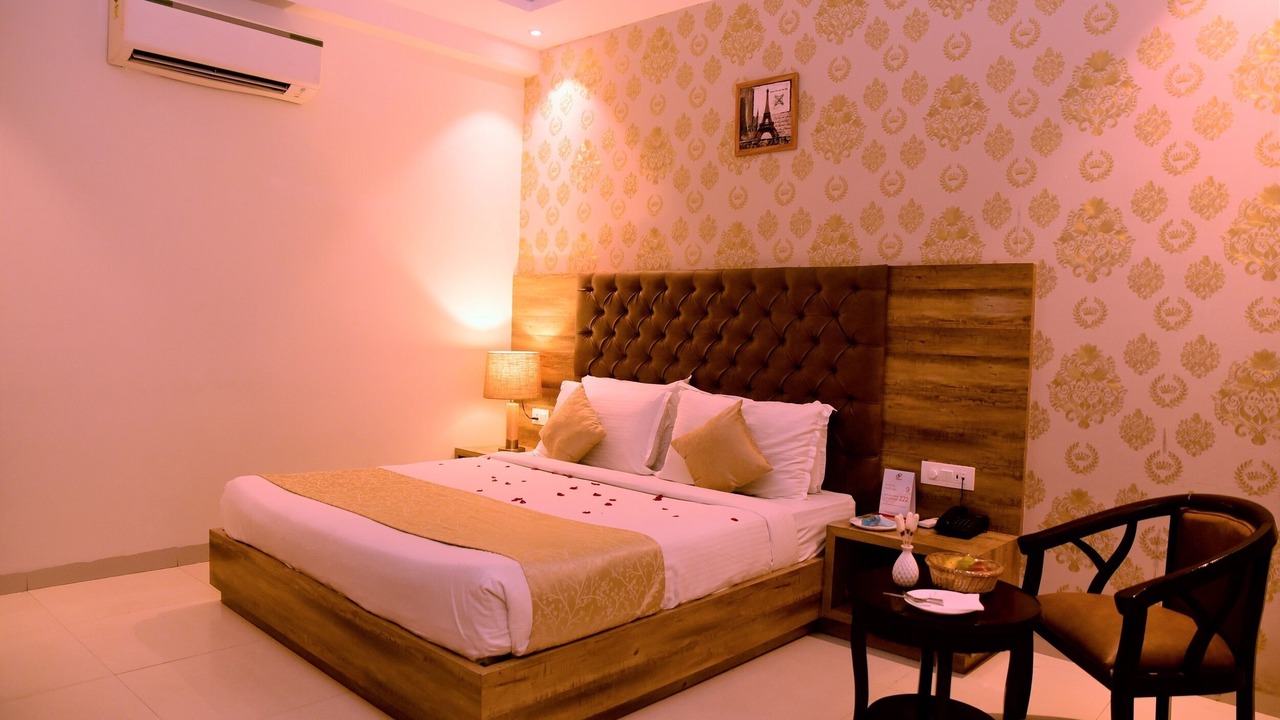 Photo of Bedroom in Mahipalpur