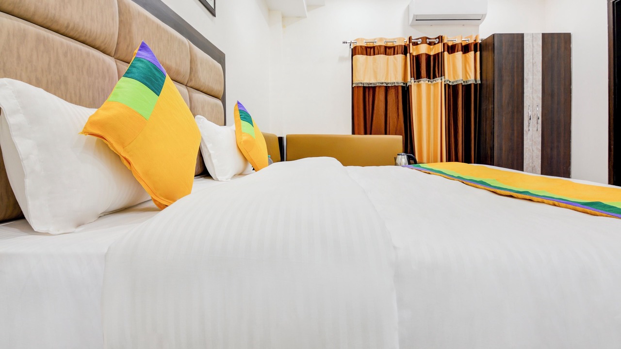 Photo of Bedroom in Roorkee