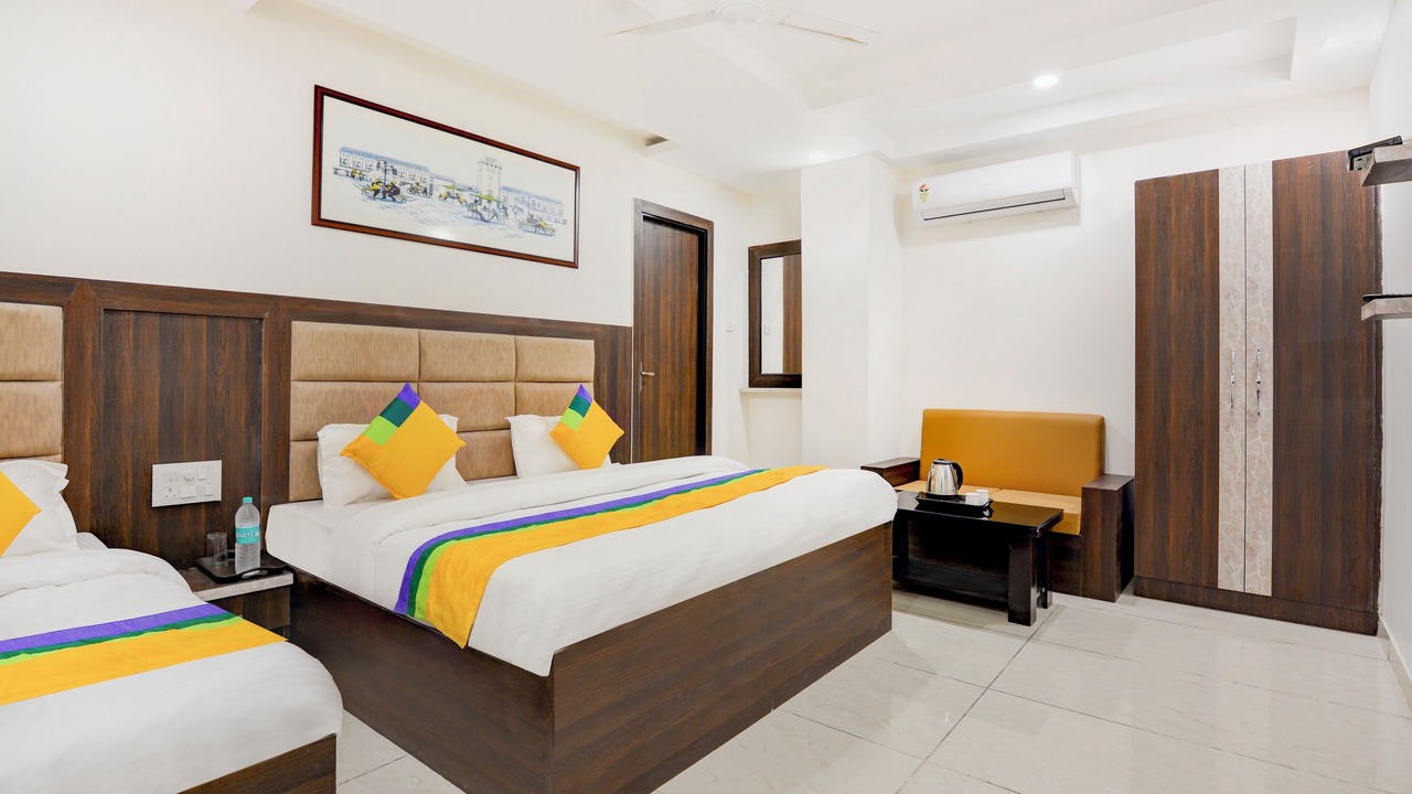 Photo of Bedroom in Roorkee