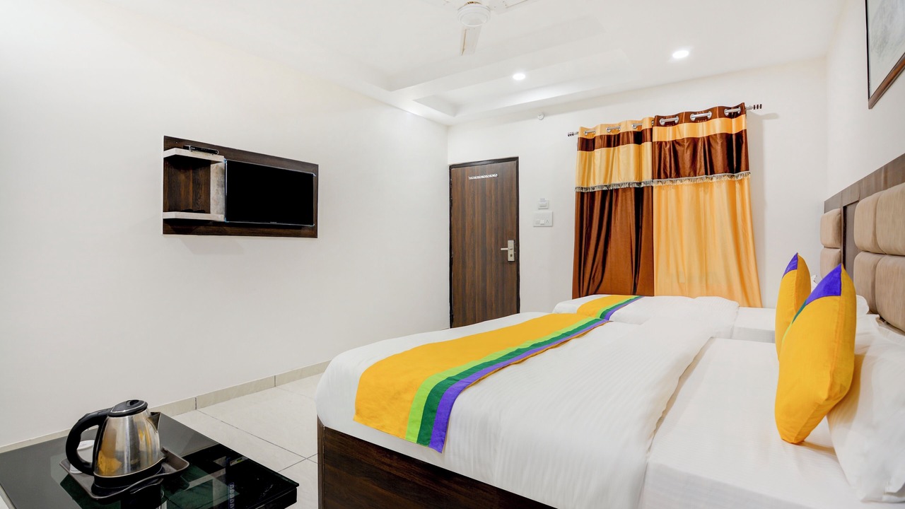 Photo of Bedroom in Roorkee
