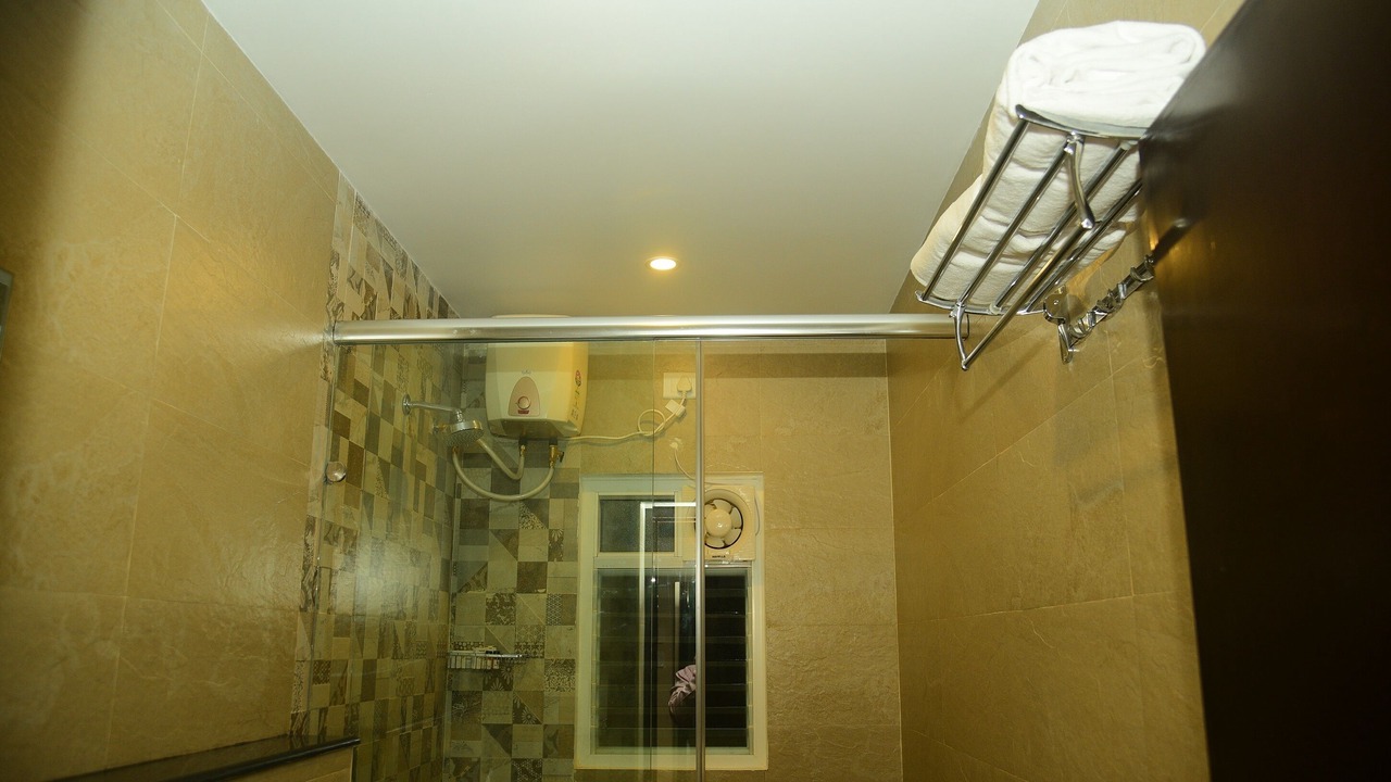 Photo of Bathroom in Kuilapalayam