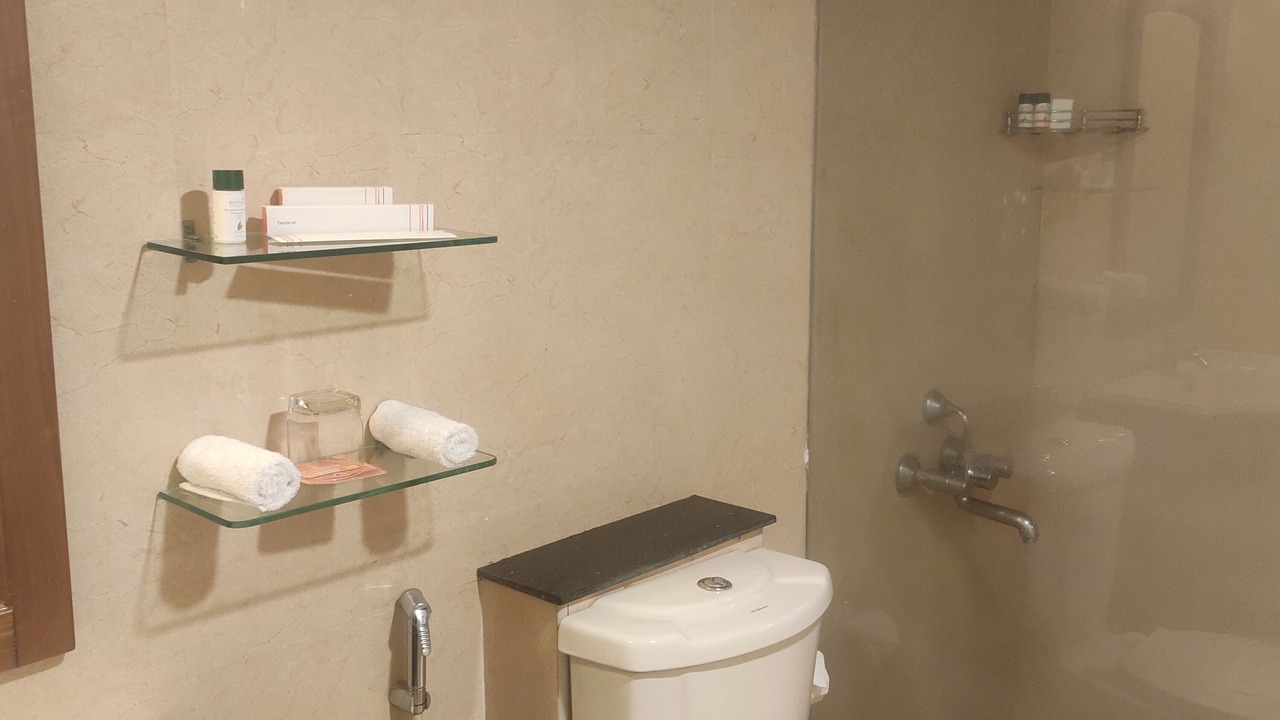 Photo of Bathroom in Kandur
