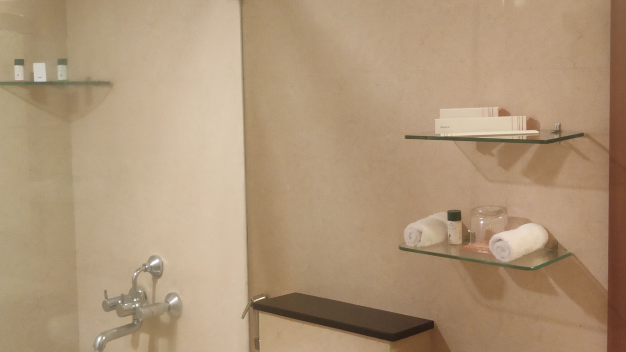 Photo of Bathroom in Kandur