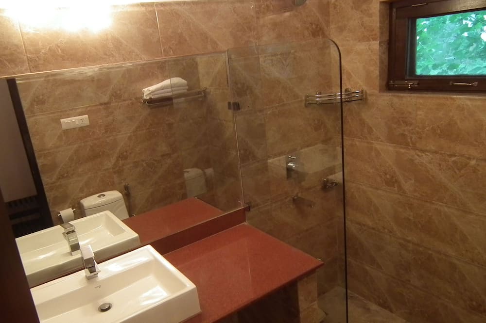 Photo of Bathroom in Garjia