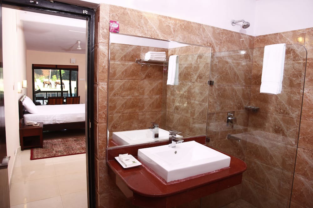 Photo of Bathroom in Garjia