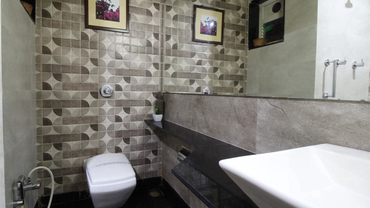 Photo of Bathroom in Daman