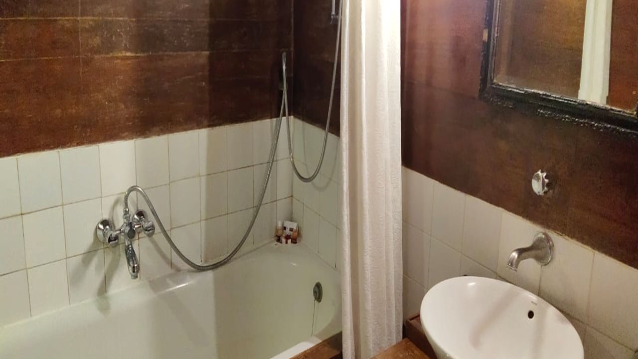 Photo of Bathroom in White Town
