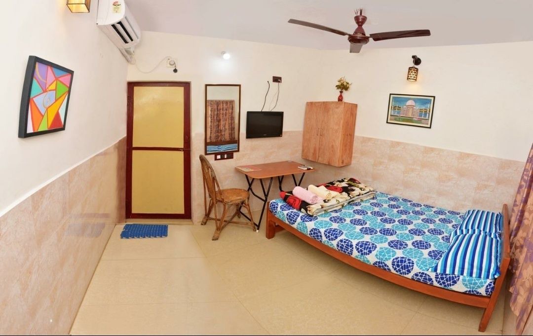 Photo of Bedroom in Mahabalipuram Beach