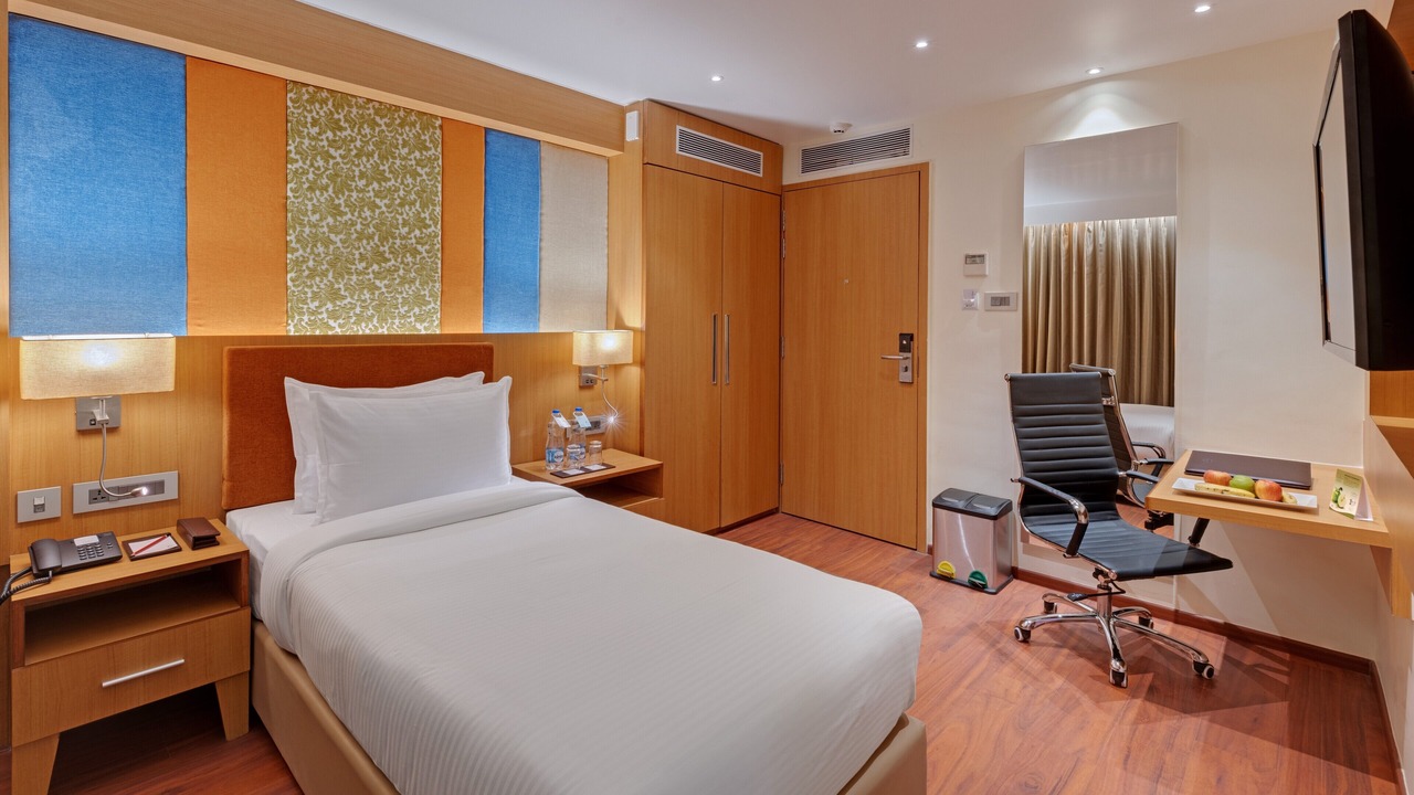 Photo of Bedroom in Kolhapur