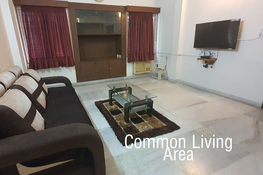 Photo of Livingroom in Nungambakkam