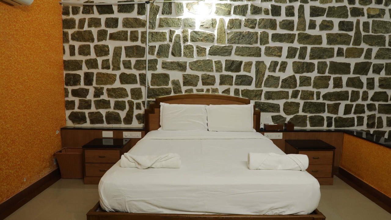 Photo of Bedroom in Denkanikota