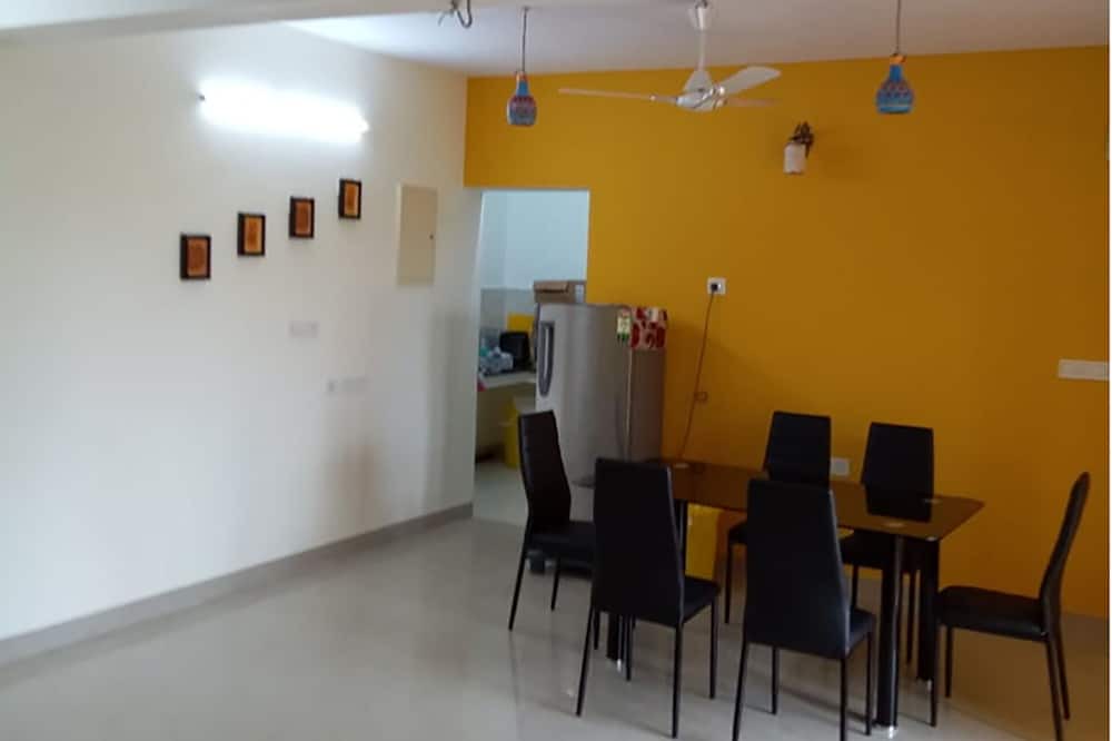 Photo of Livingroom in Kelambakkam