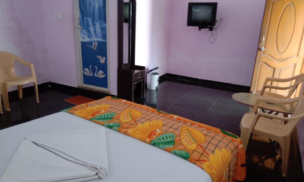 Photo of Bedroom in Mahabalipuram Beach