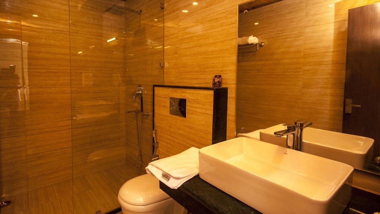 Photo of Bathroom in Kaul