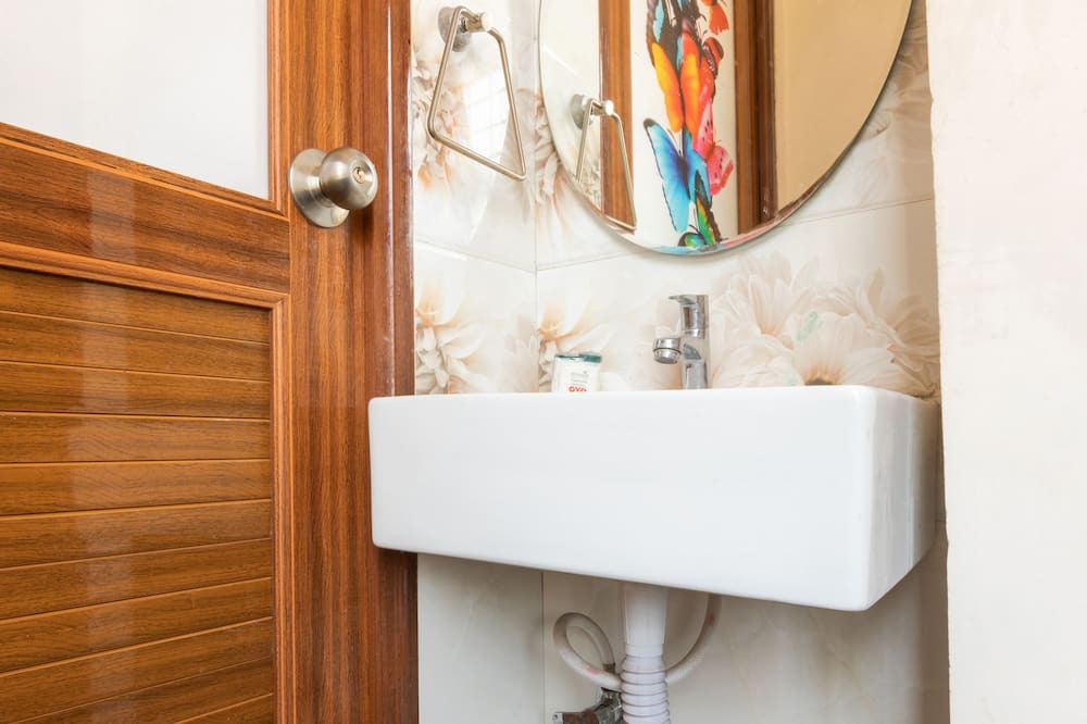 Photo of Bathroom in Attibele