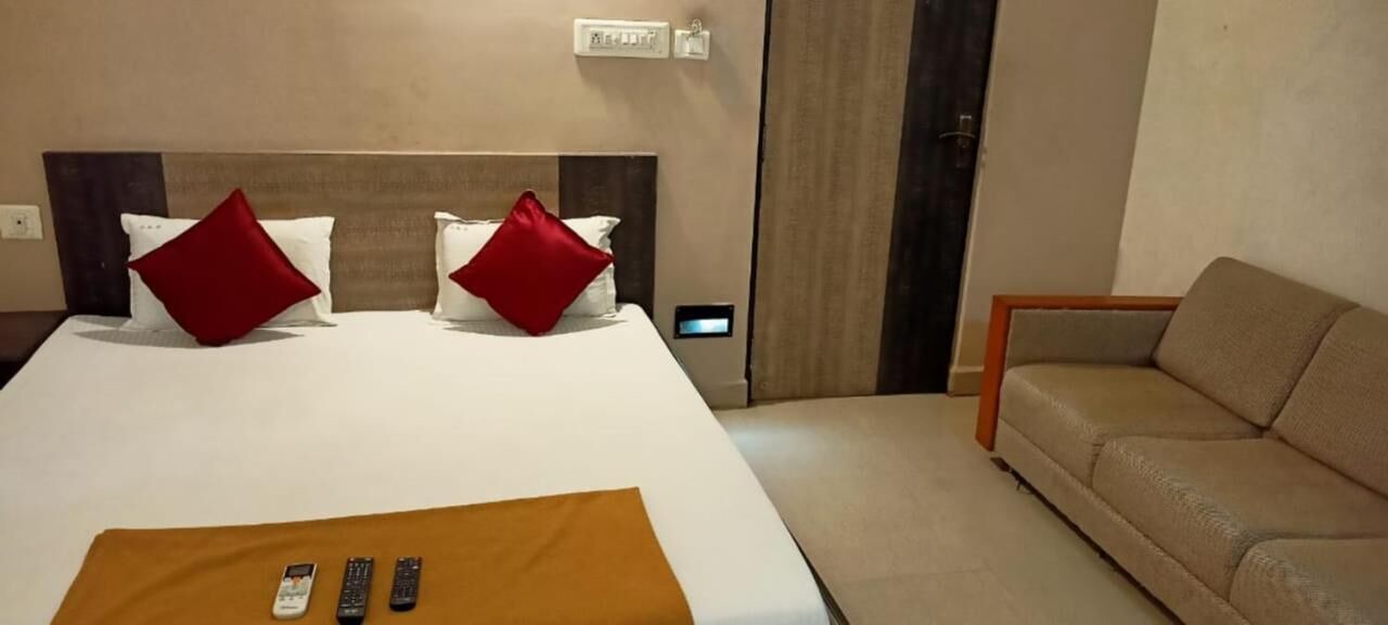 Photo of Bedroom in Koyambedu