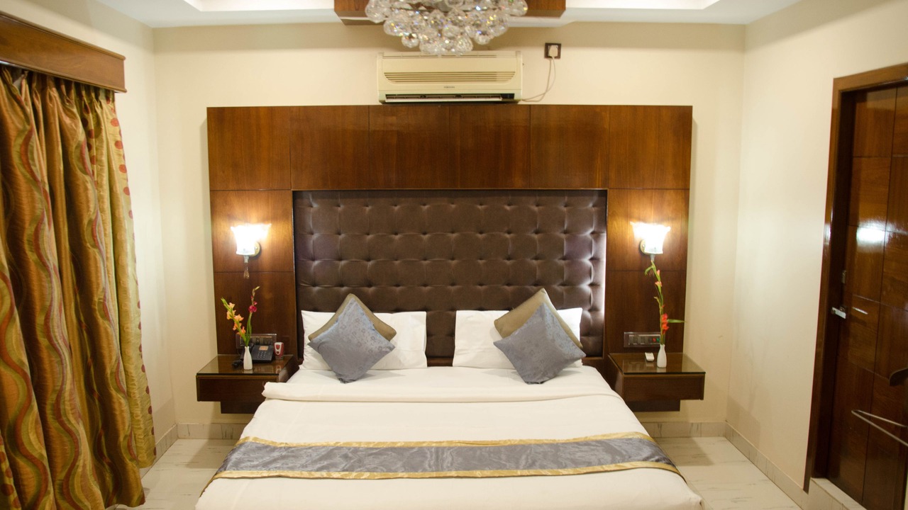 Photo of Bedroom in Deoghar