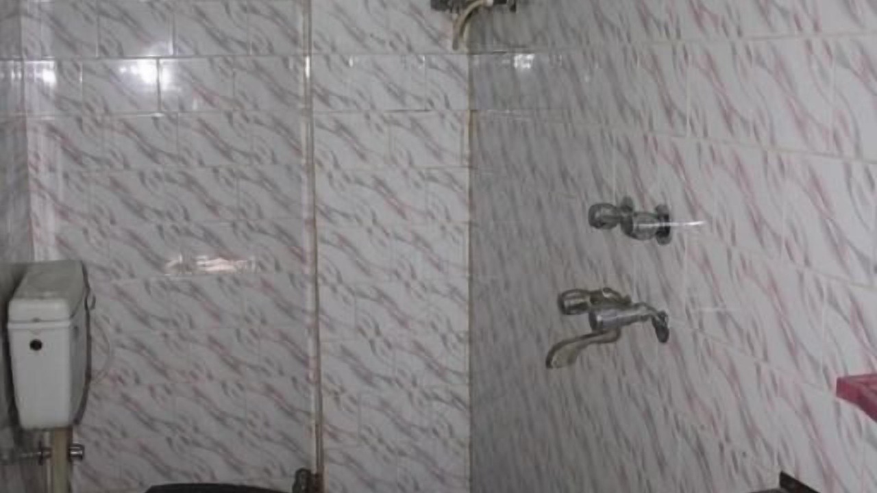 Photo of Bathroom in Bodh Gaya
