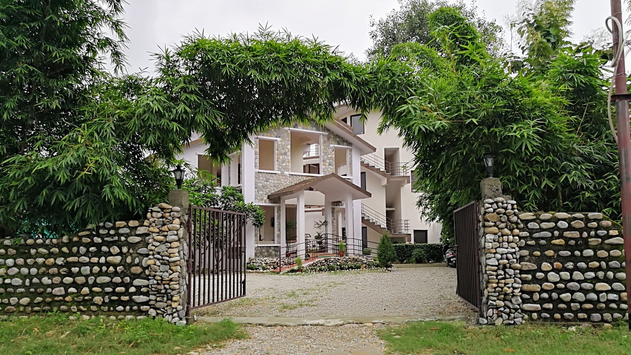 Photo of Outdoor in Ramnagar