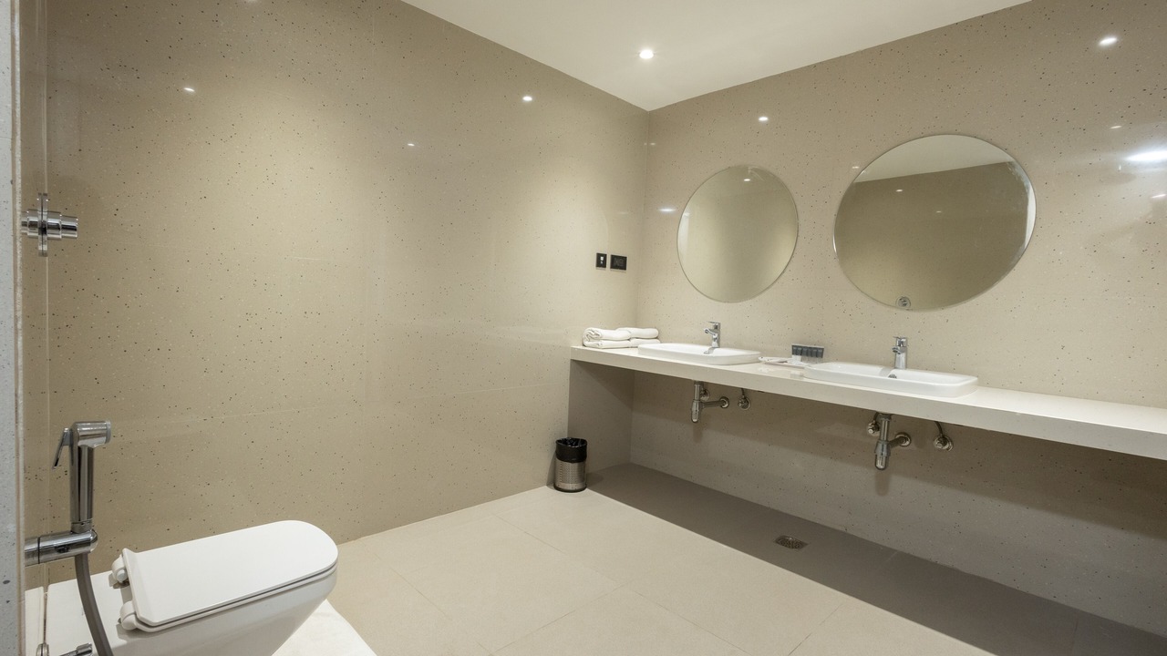 Photo of Bathroom in Dindigul