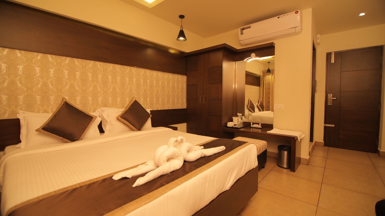 Photo of Bedroom in Mylapore Tiruvallikk