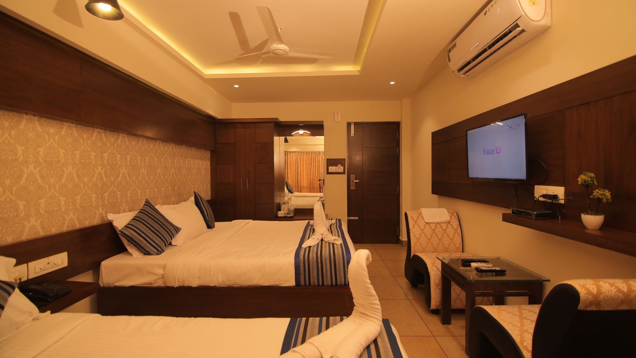 Photo of Bedroom in Mylapore Tiruvallikk