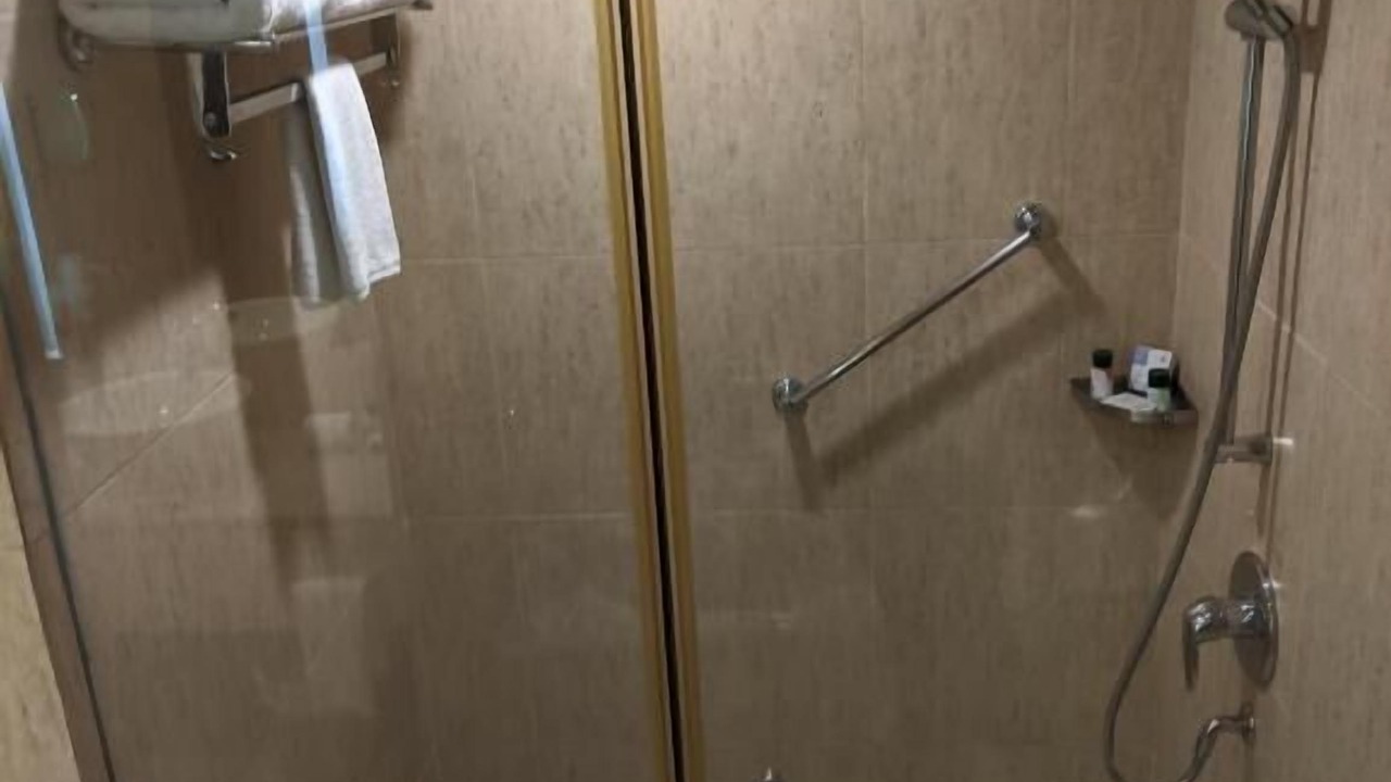 Photo of Bathroom in DLF City