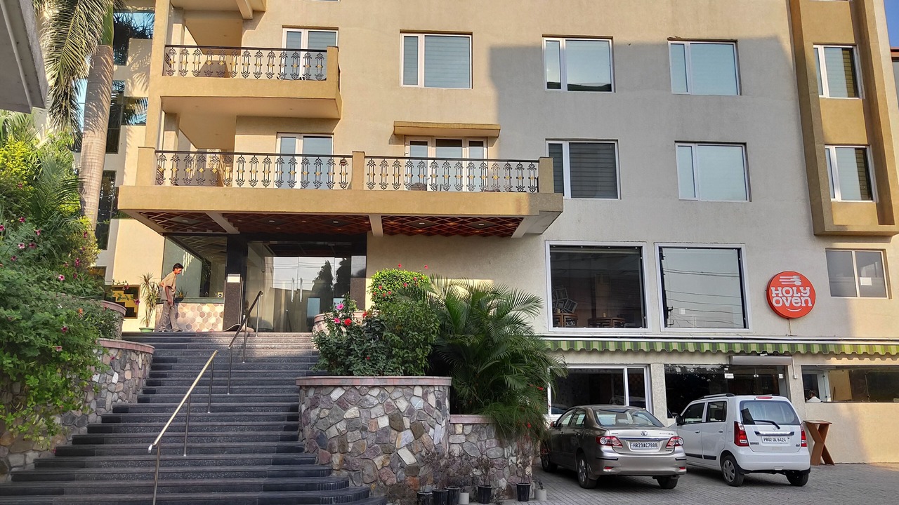 Photo of Outdoor in Tapovan