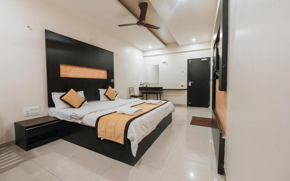 Photo of Bedroom in Trimbak