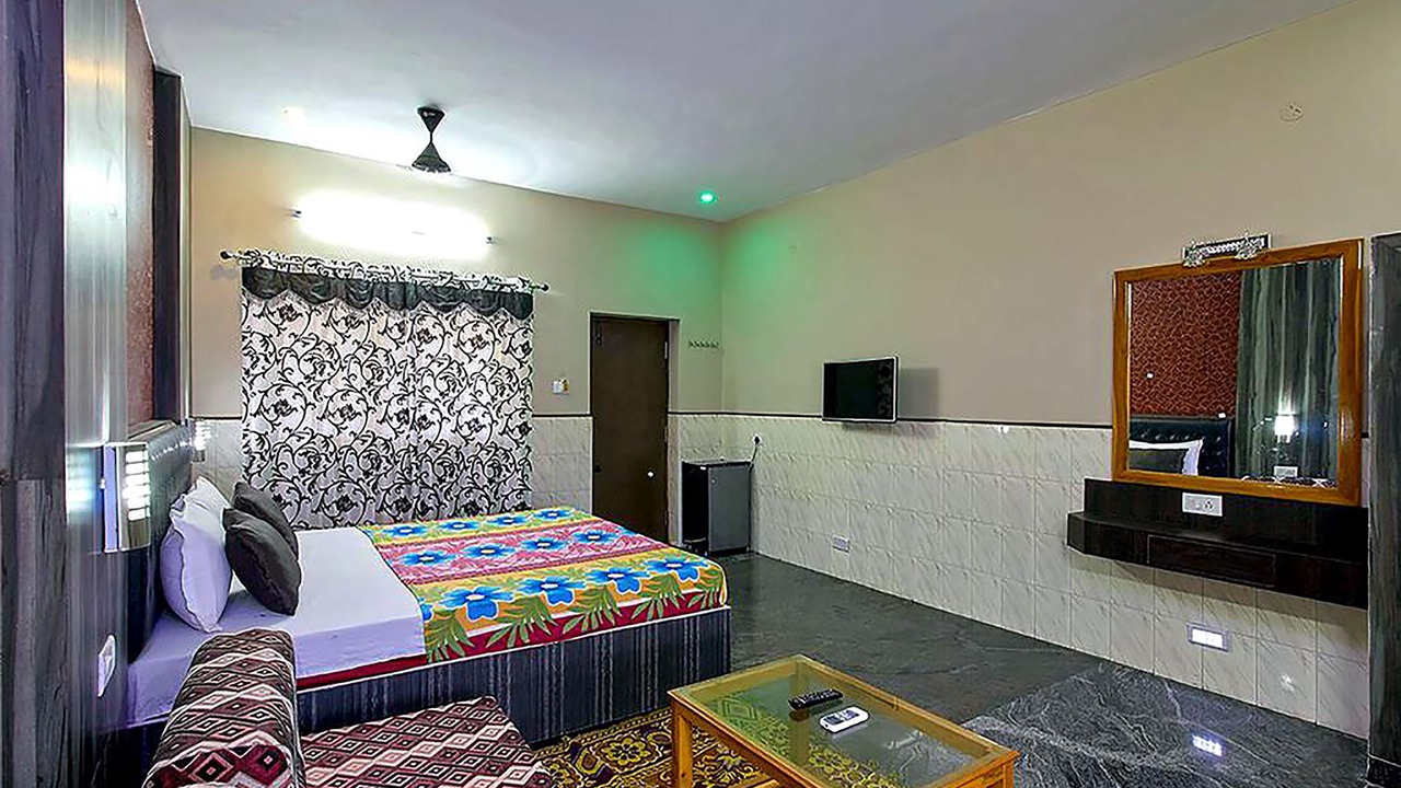 Photo of Bedroom in Mahabalipuram Beach